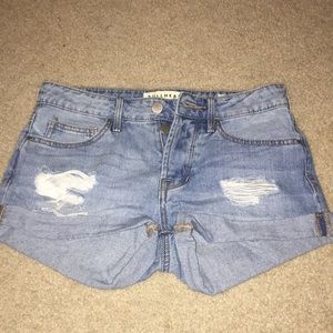 Bullhead girlfriend shorts